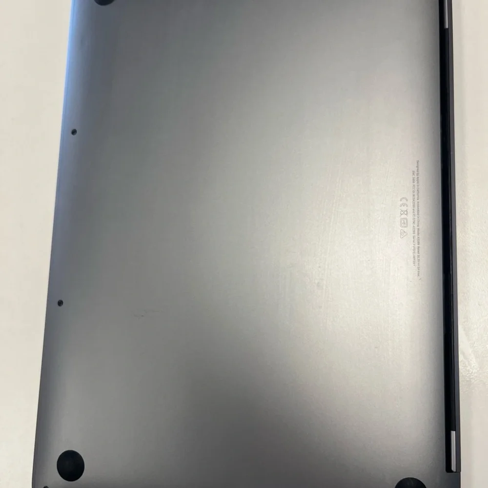 Apple MacBook Pro 13”